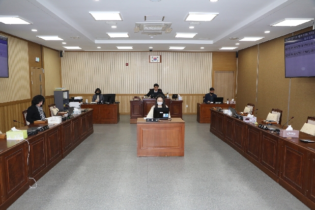 제209회 제2차 정례회 폐회중 제3차 의회운영위원회
