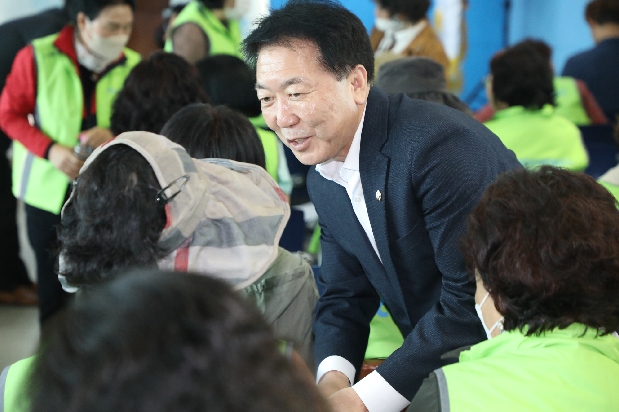 테스트입니다.