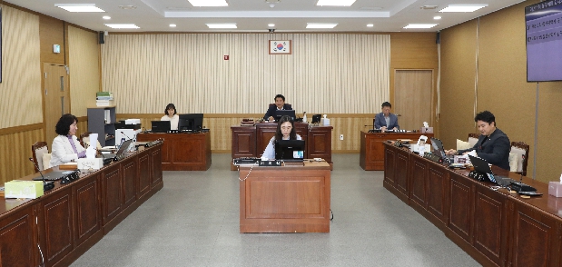 제211회 임시회 폐회중 의회운영위원회 