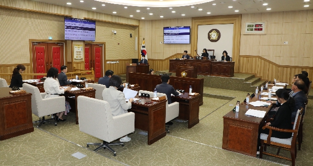 제212회 임시회 개회