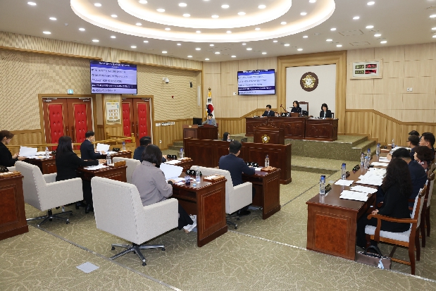 제216회 제2차 정례회 개회