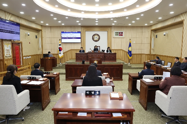 제217회 임시회 개회