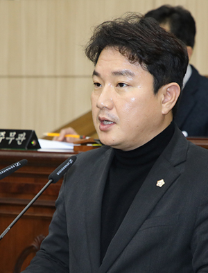 임채윤